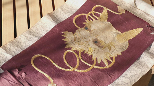 古布　骨董　刺繍　小袖刺繍 金糸刺繍 時代古裂 鬼 天狗｜日本古代布料 鬼与天狗刺绣图